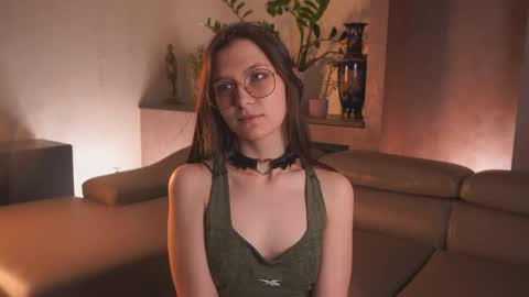 Snapshot of marcelinahumphry chatting on April 30, 2026, 8:57 pm Eva online show from April 30, 2026, 8:57 pm
