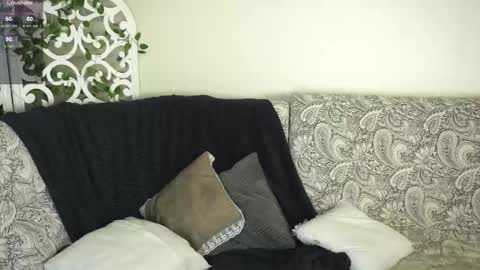 Marcelline online show from February 20, 2026, 6:19 am