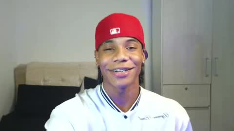 Snapshot of marcelo_dosantos77 chatting on May 9, 2026, 5:51 pm MARCELO online show from May 9, 2026, 5:51 pm
