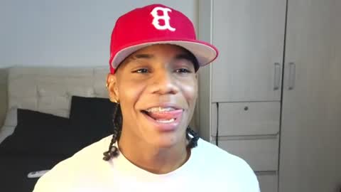 Snapshot of marcelo_dosantos77 chatting on July 23, 2026, 4:16 pm MARCELO online show from July 23, 2026, 4:16 pm