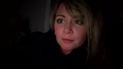 Marci Wallace online show from November 10, 2025, 8:35 am