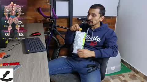 Marck  Independent model  online show from October 6, 2025, 2:42 am