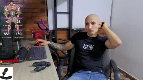 Marck  Independent model  online show from April 4, 2026, 3:05 am