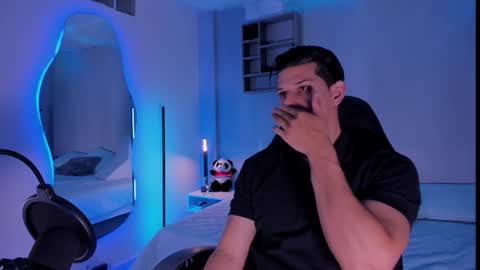 Marco Sullivan online show from October 25, 2025, 1:18 pm