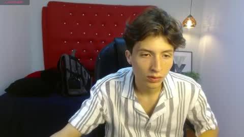 Snapshot of marcoviolet chatting on May 31, 2026, 11:50 am marcoviolet online show from May 31, 2026, 11:50 am