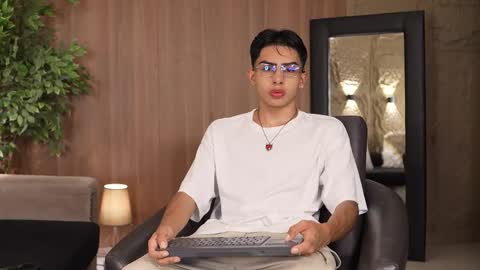 Marco and Ethan online show from October 6, 2025, 4:43 am