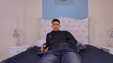 Snapshot of marcus_jeron chatting on April 27, 2026, 10:19 pm marcus_jeron online show from April 27, 2026, 10:19 pm