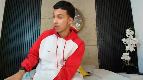 Snapshot of marcus_jeron chatting on May 21, 2026, 1:01 am marcus_jeron online show from May 21, 2026, 1:01 am