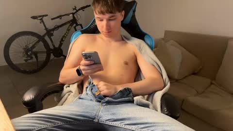 Snapshot of marcussmit chatting on October 20, 2025, 9:37 pm Marcus online show from October 20, 2025, 9:37 pm