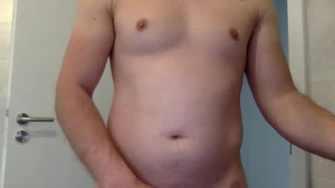 marcwholoves26 online show from April 12, 2026, 7:02 am