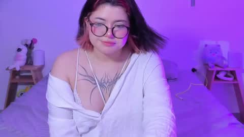 danna online show from February 21, 2025, 4:18 am