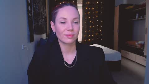 Snapshot of margaret_wilson chatting on December 4, 2024, 11:08 am Margaret online show from December 4, 2024, 11:08 am