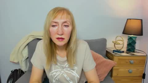 margaretmature online show from January 19, 2025, 2:17 pm