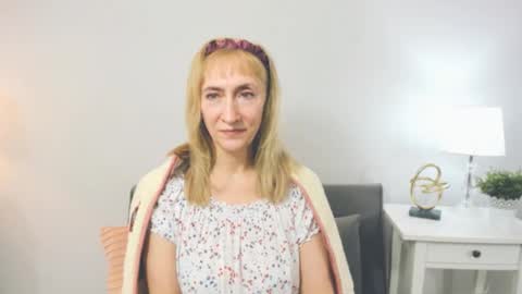 margaretmature online show from February 15, 2025, 9:16 am