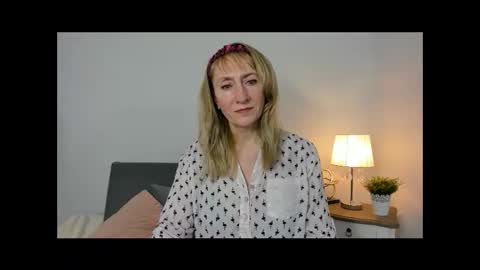 margaretmature online show from March 6, 2025, 7:43 pm