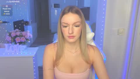 Snapshot of margaretsweet1 chatting on October 7, 2025, 12:52 am Margaret online show from October 7, 2025, 12:52 am