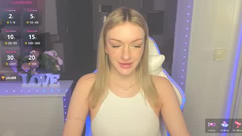 Snapshot of margaretsweet1 chatting on November 2, 2025, 1:08 am Margaret online show from November 2, 2025, 1:08 am