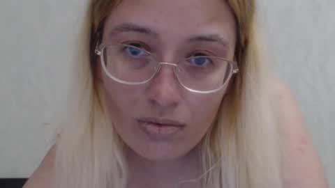 margo_shine online show from September 30, 2025, 2:33 pm