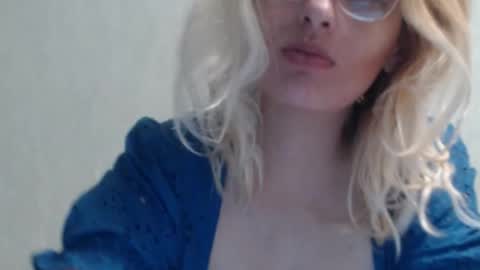 margo_shine online show from October 12, 2025, 2:16 pm