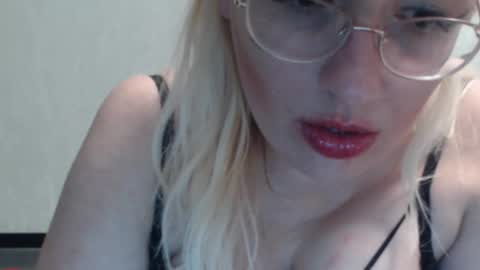 margo_shine online show from January 9, 2026, 2:31 pm