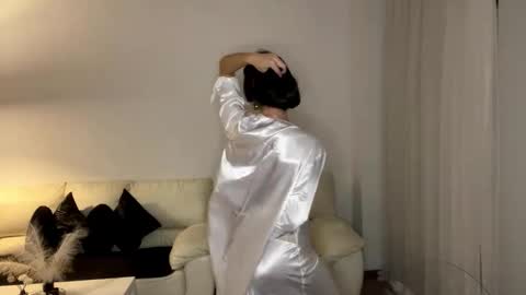 Margot online show from September 21, 2025, 8:54 pm