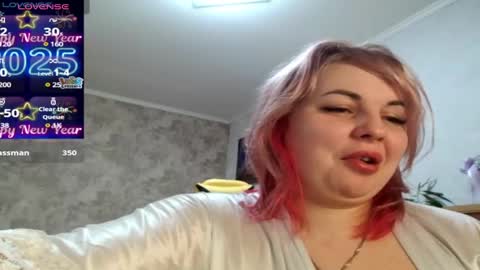 Snapshot of mari_77777 chatting on January 18, 2025, 5:52 am Mari online show from January 18, 2025, 5:52 am