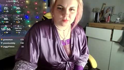 Snapshot of mari_77777 chatting on January 31, 2025, 10:20 am Mari online show from January 31, 2025, 10:20 am