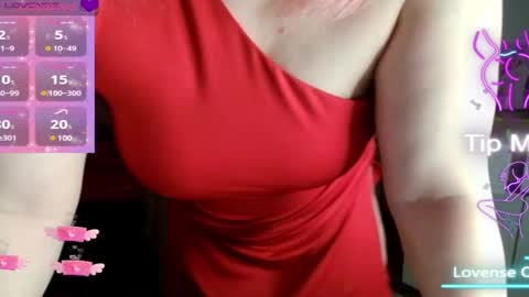 Snapshot of mari_77777 chatting on February 14, 2025, 5:30 am Mari online show from February 14, 2025, 5:30 am