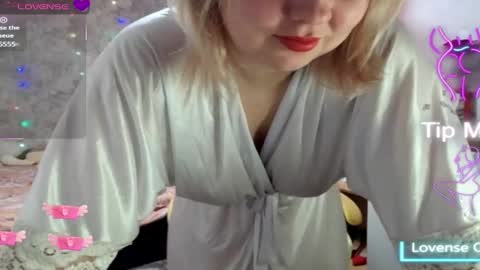 Snapshot of mari_77777 chatting on February 28, 2025, 3:26 am Mari online show from February 28, 2025, 3:26 am