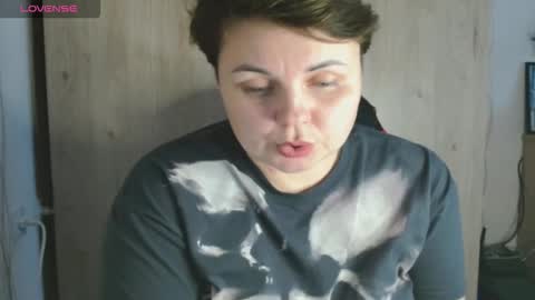 Snapshot of mari_77777 chatting on October 20, 2025, 7:53 am Mari online show from October 20, 2025, 7:53 am