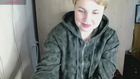 Mari online show from November 18, 2025, 7:46 am