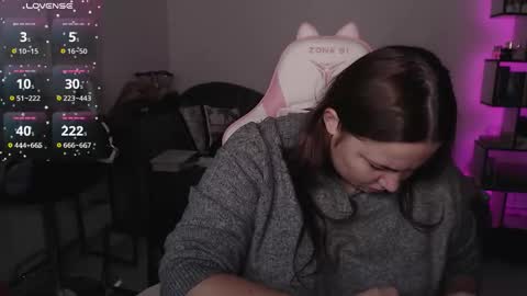 mari moore online show from October 6, 2025, 8:45 am