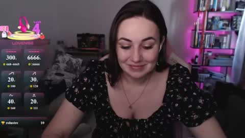 Snapshot of mari_moore7 chatting on July 16, 2026, 8:31 am mari moore online show from July 16, 2026, 8:31 am
