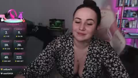 Snapshot of mari_moore7 chatting on July 19, 2026, 7:56 am mari moore online show from July 19, 2026, 7:56 am