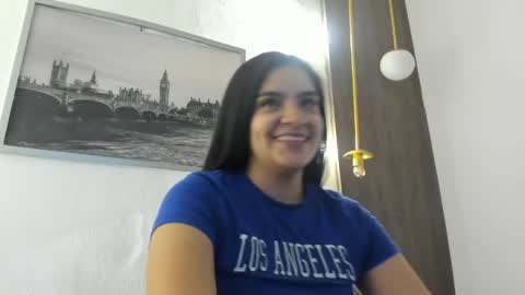 Snapshot of maria_camila00 chatting on April 29, 2026, 1:43 am Maria online show from April 29, 2026, 1:43 am