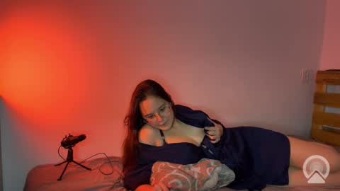 Snapshot of maria_fuego chatting on January 8, 2026, 8:33 pm Maria Fuego online show from January 8, 2026, 8:33 pm