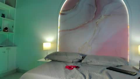 Snapshot of maria_gil chatting on July 9, 2026, 11:36 am Maria online show from July 9, 2026, 11:36 am