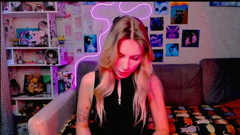 Maria online show from December 6, 2024, 3:30 am