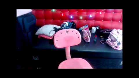 Snapshot of mariacamilatits chatting on December 2, 2025, 10:42 am mariacamilatits online show from December 2, 2025, 10:42 am