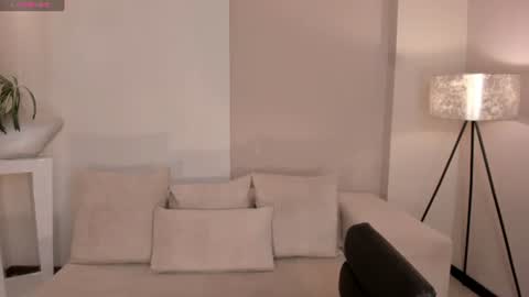 Snapshot of mariaherrera_ chatting on June 23, 2026, 6:17 pm MARIA HERRERA online show from June 23, 2026, 6:17 pm