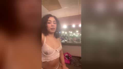 mariahlover22 online show from April 2, 2026, 3:59 am