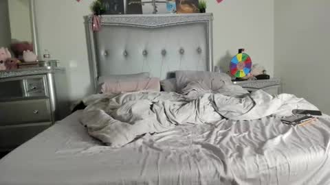 Pinkkitty online show from February 12, 2025, 1:30 am