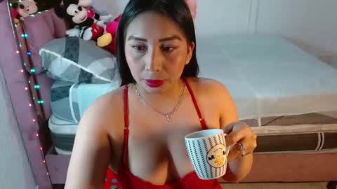 Mariajose online show from October 15, 2025, 11:54 am
