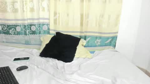 mariajuana_07 online show from September 19, 2025, 4:14 am