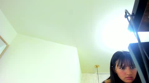   online show from February 26, 2025, 1:21 am