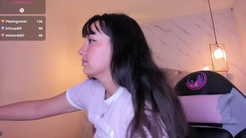   online show from March 8, 2025, 5:33 pm