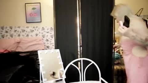 Snapshot of mariamaybe24 chatting on February 18, 2026, 1:29 pm Mariah online show from February 18, 2026, 1:29 pm