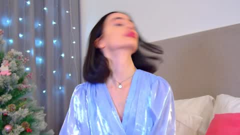 MariaMenson online show from December 19, 2024, 1:50 am