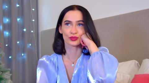 MariaMenson online show from December 19, 2024, 4:56 am