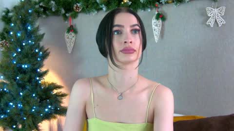 MariaMenson online show from December 23, 2024, 12:46 am